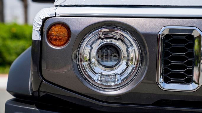 Новый Suzuki Jimny IV, 1.5 л, 2025 в Дубае от Milele Серый цвет. Other | AUTO.AE