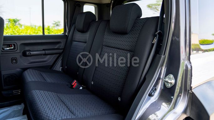 Новый Suzuki Jimny IV, 1.5 л, 2025 в Дубае от Milele Серый цвет. Other | AUTO.AE