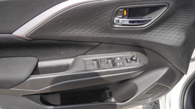 Новый Suzuki Swift VI, 1.2 л, 2023 в Дубае от Mohamed Hakim Motors Белый цвет. Other | AUTO.AE