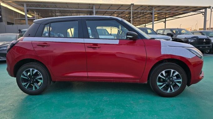 Новый Suzuki Swift V, 1.2 л, 2025 в Дубае от Mohamed Hakim Motors Красный цвет. Other | AUTO.AE