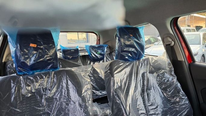 Новый Suzuki Swift V, 1.2 л, 2025 в Дубае от Mohamed Hakim Motors Красный цвет. Other | AUTO.AE