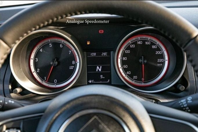 Новый Suzuki Swift VI, 1.2 л, 2024 в Дубае от Mohamed Hakim Motors Коричневый цвет. Other | AUTO.AE