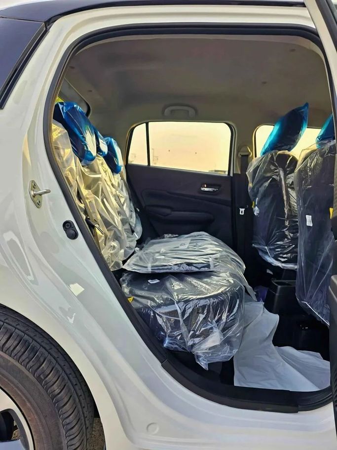 New Suzuki Swift VI, 1.2 l, 2025 in Dubai by SK Motors, White color. Other | AUTO.AE