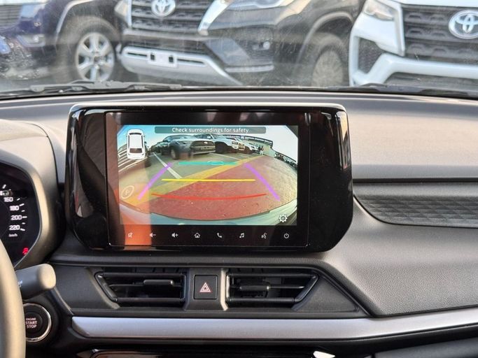 Новый Suzuki Swift V Рестайлинг, 1.2 л, 2025 в Дубае от Allied Motors Серый цвет. GCC | AUTO.AE