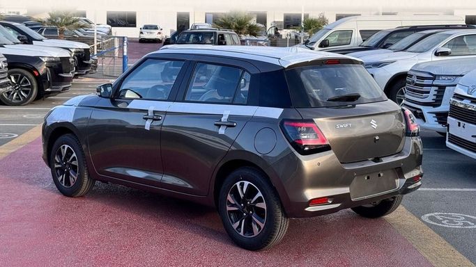 Новый Suzuki Swift V, 1.2 л, 2025 в Дубае от Allied Motors Коричневый цвет. GCC | AUTO.AE
