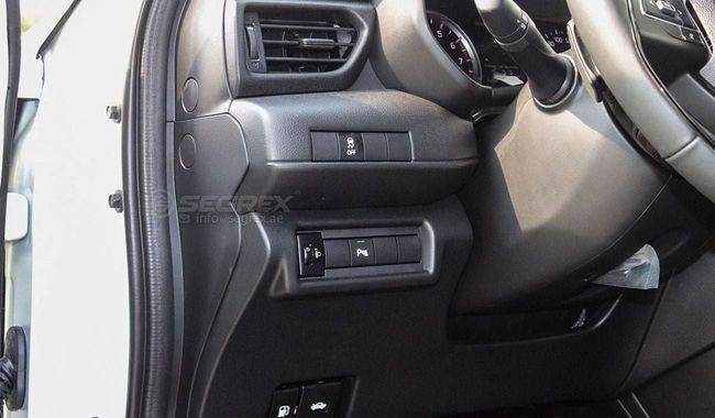 Новый Suzuki Swift VI, 1.2 л, 2025 в Дубае от Segrex Auto Белый цвет. GCC | AUTO.AE