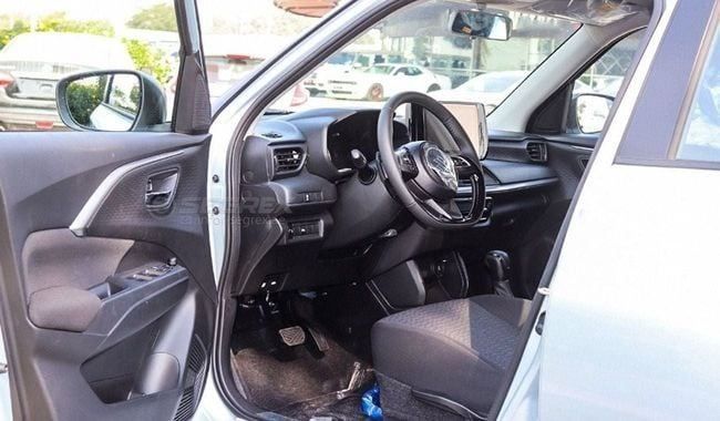 Новый Suzuki Swift VI, 1.2 л, 2025 в Дубае от Segrex Auto Серебристый цвет. GCC | AUTO.AE