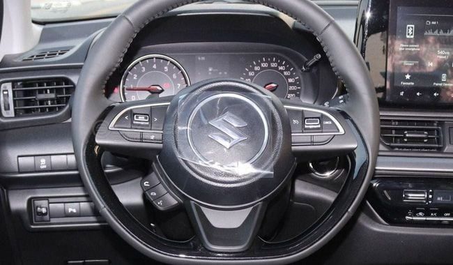 Новый Suzuki Swift VI, 1.2 л, 2025 в Дубае от Segrex Auto Коричневый цвет. GCC | AUTO.AE