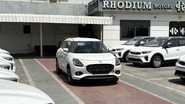 جديدة Suzuki Swift V, 1.2 l, 2026 في في دبي من Rhodium Motors FZE، اللون أبيض. مواصفات الخليج | AUTO.AE
