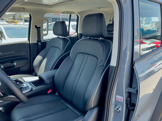 Tank 300 I, 2023 внедорожник 5 дв.  класса в Дубае от One by One Car Rental - Angelyn серый цвет | AUTO.AE