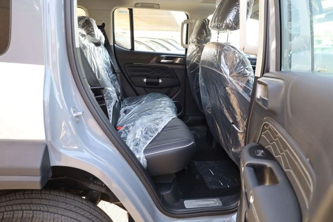 Новый Tank 300 I Рестайлинг, 2.0 л, 2025 в Дубае от JES Motors Серебристый цвет.  | AUTO.AE