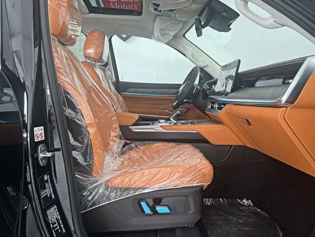 New Tank 500, 3.0 l, 2025 in Dubai by Gulf Motors, Black color. Chinese Specs | AUTO.AE