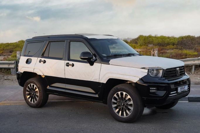 Новый Tank 700, 3.0 л, 2026 в Дубае от 888 MOTORS FZCO Черный цвет. Китайская | AUTO.AE