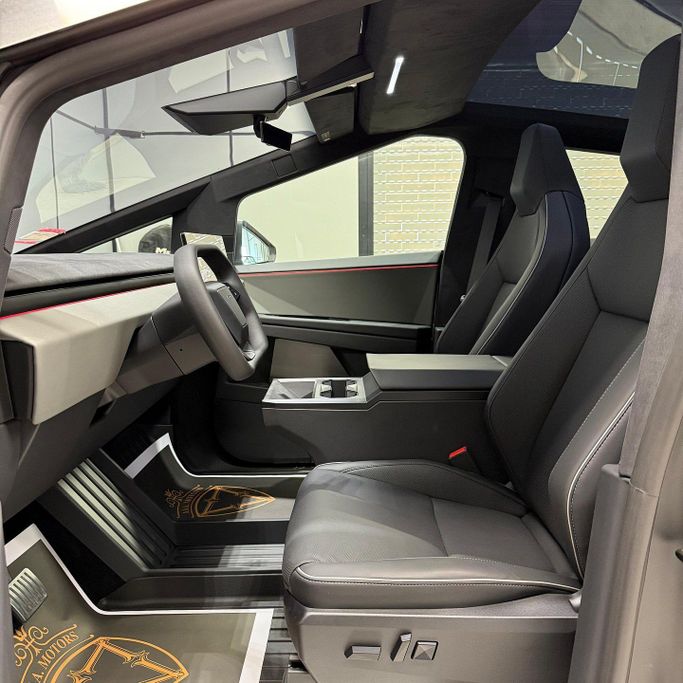 جديدة Tesla Cybertruck Cyberbeast, 2025 في في دبي من AAA Motors، اللون فضي. أخرى | AUTO.AE