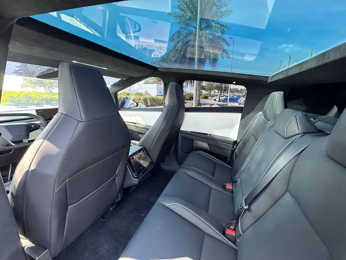 Used Tesla Cybertruck Cyberbeast, 2024 in UAE, Dubai by Royal Motors, Silver color. American Specs | AUTO.AE | Listing #295352 — photo 15 of 20