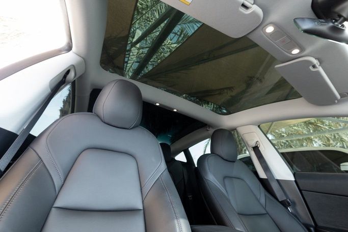 Подержанный Tesla Model 3 Standart I, 2023 в Дубае от Linda Cars Серый цвет. GCC | AUTO.AE