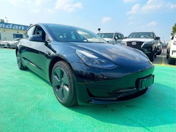 Новый Tesla Model 3 Performance I, 2022 в Дубае от Mohamed Hakim Motors Черный цвет. Other | AUTO.AE