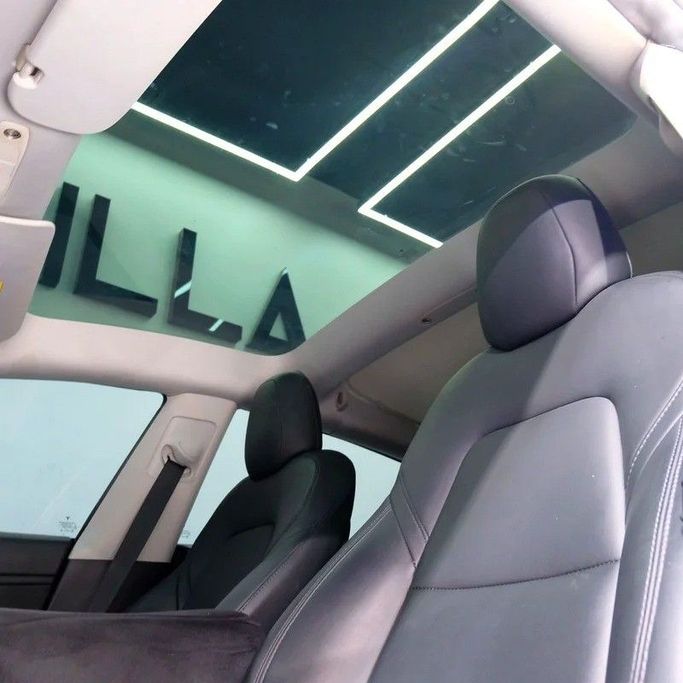 Used Tesla Model 3 Long Range I, 2023 in Dubai by Carzilla Motors, Grey color. GCC Specs | AUTO.AE