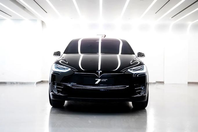 مستعملة Tesla Model X Performance I، 2019 في الإمارات، دبي من 7 Luxury Auto، اللون أسود. المواصفات الأوروبية | AUTO.AE | إعلان #281706
