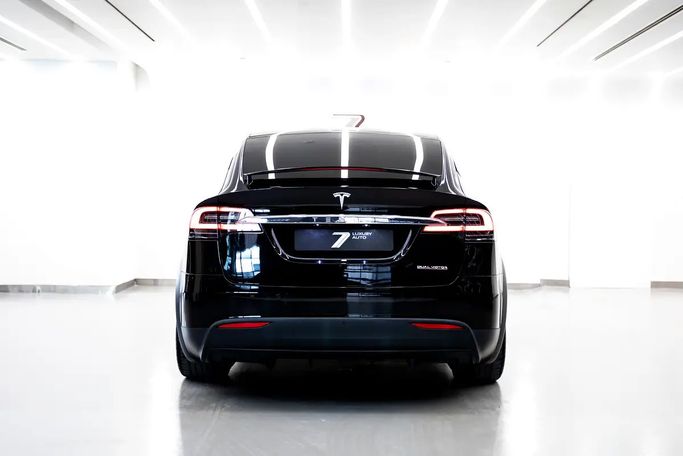 مستعملة Tesla Model X Performance I، 2019 في الإمارات، دبي من 7 Luxury Auto، اللون أسود. المواصفات الأوروبية | AUTO.AE | إعلان #281706 — صورة 3 من 17