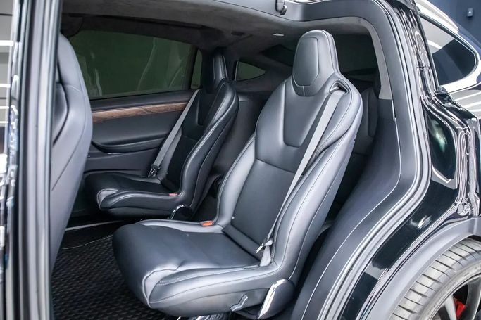 مستعملة Tesla Model X Performance I، 2019 في الإمارات، دبي من 7 Luxury Auto، اللون أسود. المواصفات الأوروبية | AUTO.AE | إعلان #281706 — صورة 11 من 17