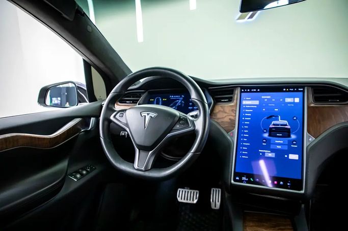 مستعملة Tesla Model X Performance I، 2019 في الإمارات، دبي من 7 Luxury Auto، اللون أسود. المواصفات الأوروبية | AUTO.AE | إعلان #281706 — صورة 16 من 17