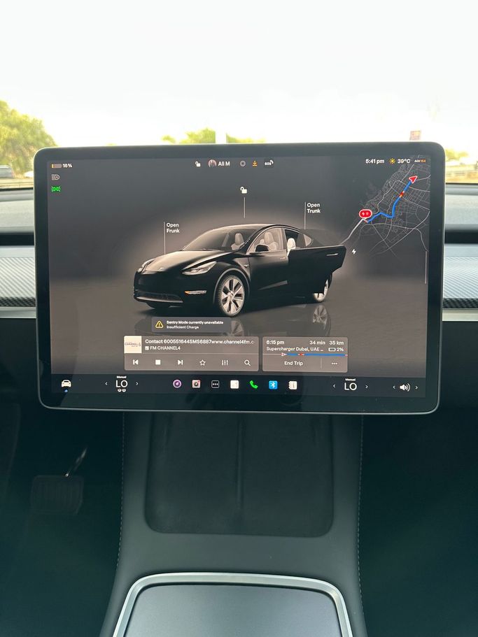 Подержанный Tesla Model Y Long Range Dual Motor I, 2022 в Дубае от Alzahiah Cars Черный цвет. GCC | AUTO.AE