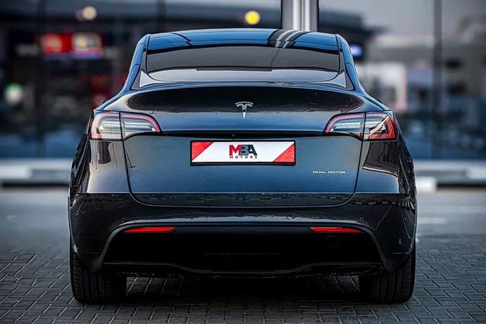 Подержанный Tesla Model Y Long Range I, 2022 в Дубае от MBA Motors Черный цвет. GCC | AUTO.AE