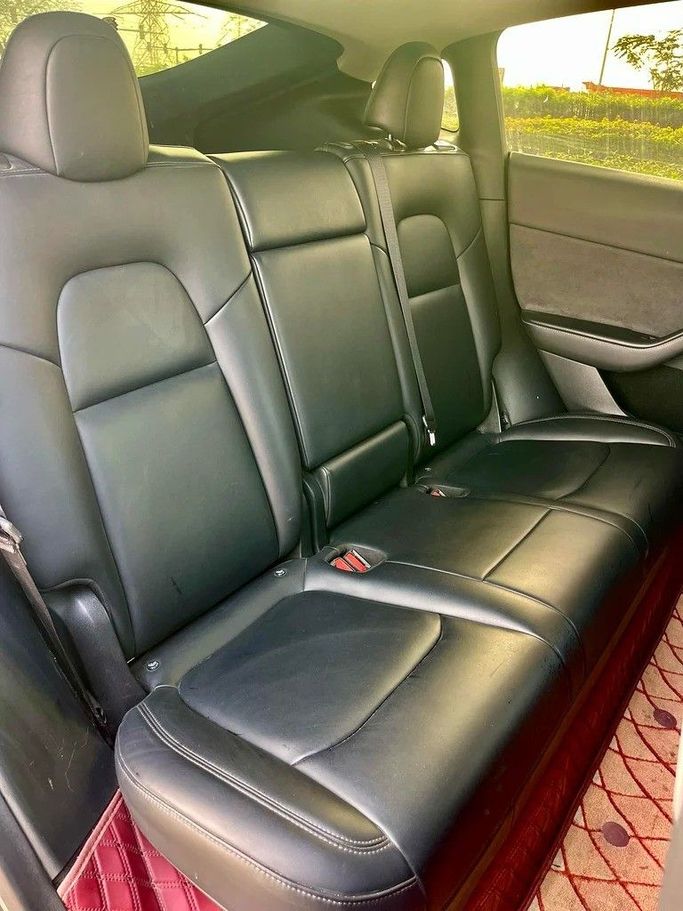 Used Tesla Model Y Standart I, 2022 in Dubai by 66 Motors, Grey color. Chinese Specs | AUTO.AE