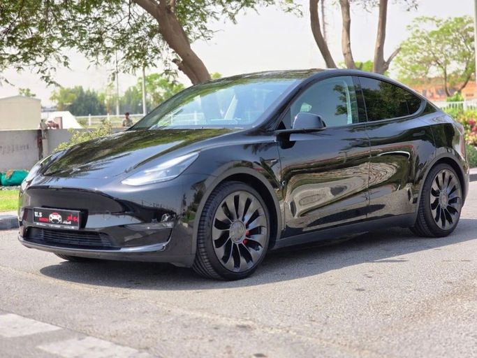 Used Tesla Model Y Performance I, 2024 in Dubai by US Motors, Black color. GCC Specs | AUTO.AE