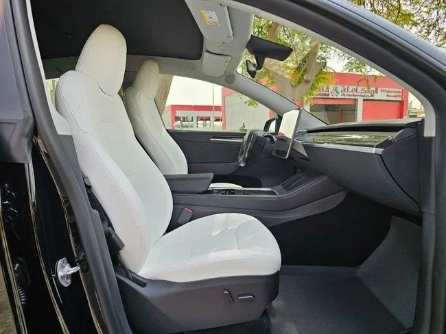 Used Tesla Model Y Performance I, 2023 in Dubai by US Motors, Black color. GCC Specs | AUTO.AE