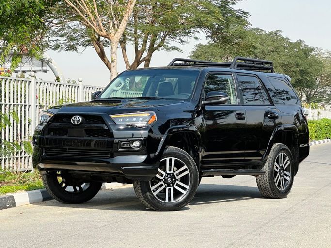 Подержанный Toyota 4Runner V Рестайлинг, 4.0 л, 2018 в Дубае от Aryana Motors Fzco Черный цвет. Американская | AUTO.AE | Объявление #261329