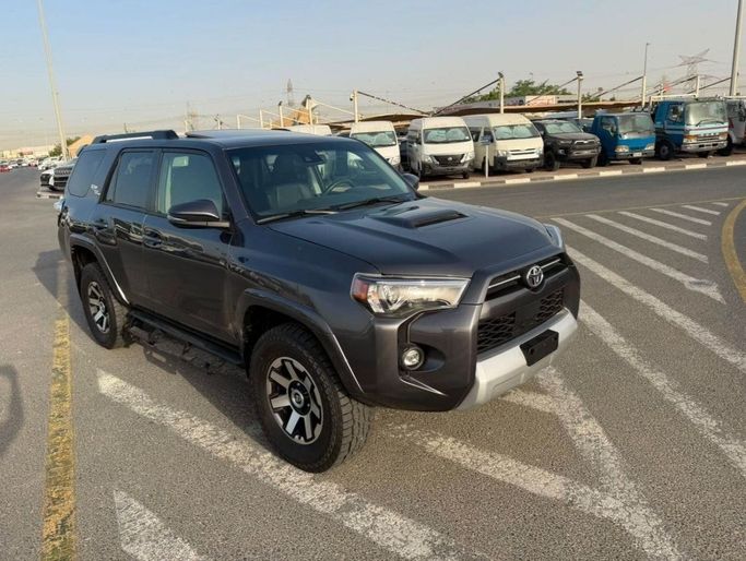 مستعملة Toyota 4Runner فيس ليفت V, 4.0 l, 2021 في في دبي من SIKANDAR MOTORS، اللون رمادي. مواصفات الخليج | AUTO.AE | إعلان #270056