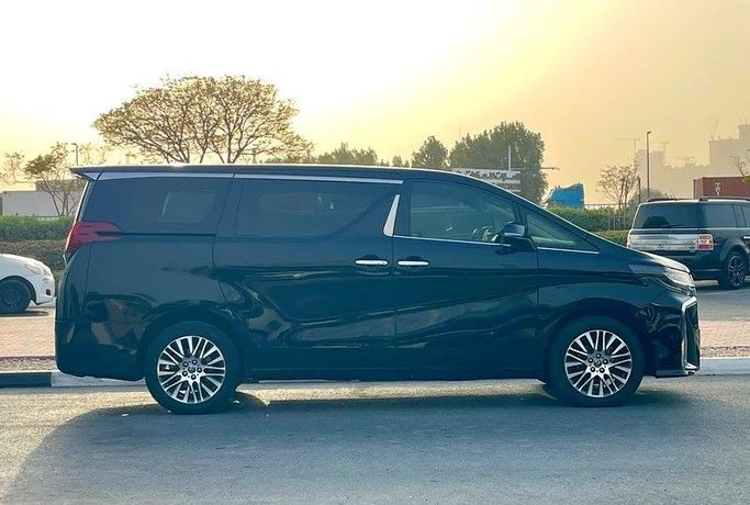 Used Toyota Alphard III Facelift, 3.5 l, 2019 in Dubai by 66 Motors, Black color. European Specs | AUTO.AE