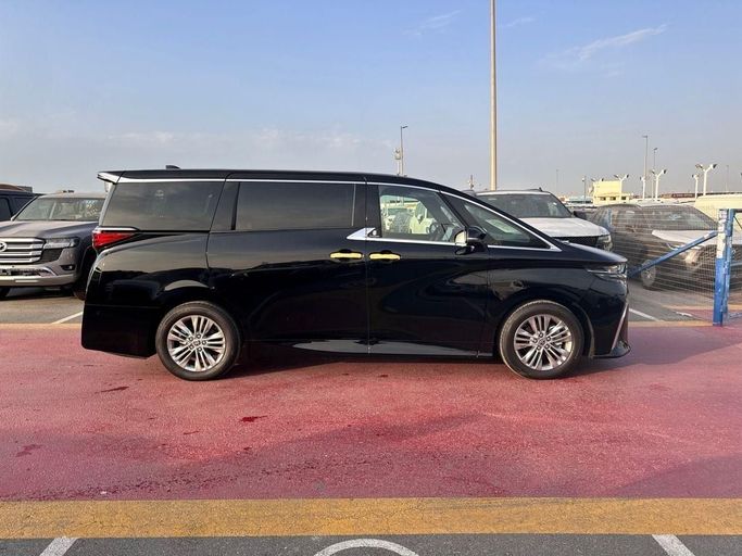 Новый Toyota Alphard IV, 2.5 л, 2024 в Дубае от Allied Motors Черный цвет. Японская | AUTO.AE