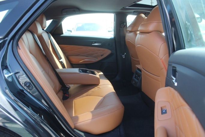 Новый Toyota Avalon V, 2.5 л, 2023 в Дубае от Titanum Cars Черный цвет. Other | AUTO.AE