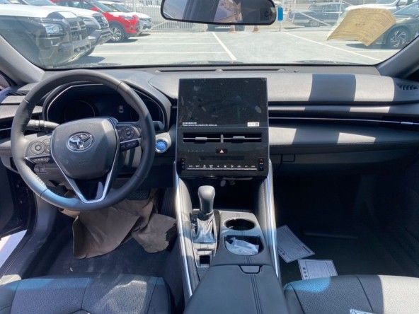 Новый Toyota Avalon V, 2.5 л, 2023 в Дубае от Titanum Cars Черный цвет. Other | AUTO.AE