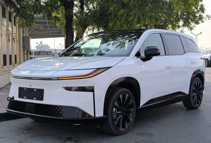 جديدة Toyota bZ3X, 2026 في في دبي من SPORT AUTO FZE، اللون أبيض. المواصفات الصينية | AUTO.AE | إعلان #273855