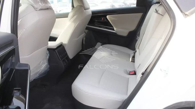 Новый Toyota bZ4X I, 2023 в Дубае от Falcons GT Motors FZCO Белый цвет. Other | AUTO.AE