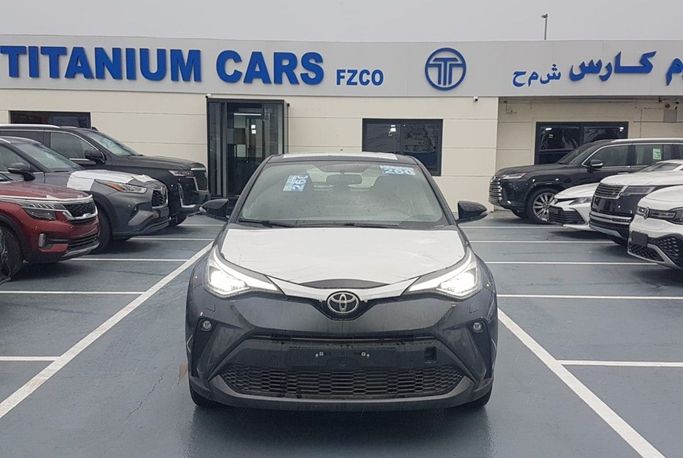 Новый Toyota C-HR I Рестайлинг, 1.2 л, 2022 в Дубае от Titanum Cars Серый цвет. Other | AUTO.AE