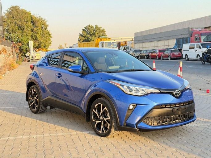 مستعملة Toyota C-HR أنا شد الوجه, 1.2 l, 2020 في في دبي من Shamshad Motors FZCO، اللون أزرق. المواصفات الأمريكية | AUTO.AE