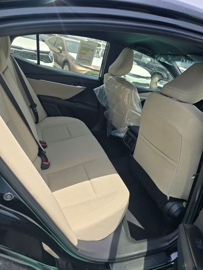 New Toyota Camry IX (XV80), 2.5 l, 2025 in Dubai by Mohamed Hakim Motors, Black color. GCC Specs | AUTO.AE