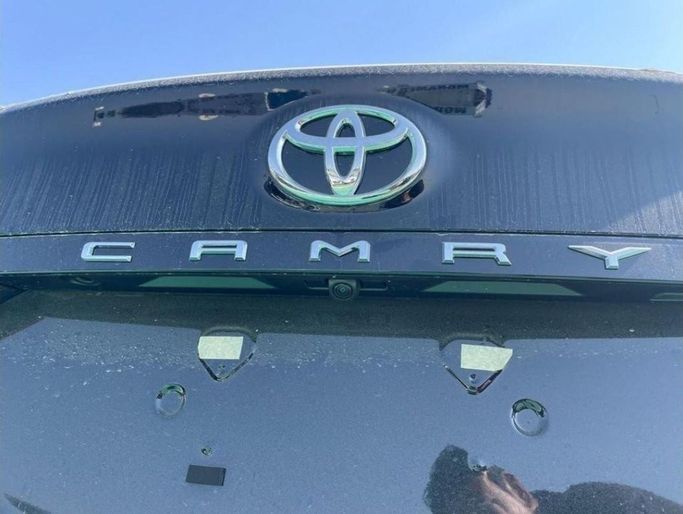 New Toyota Camry IX (XV80), 2.5 l, 2024 in Dubai by Mohamed Hakim Motors, Black color. GCC Specs | AUTO.AE