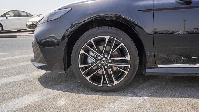 Новый Toyota Camry IX (XV80), 2.5 л, 2025 в Дубае от Najem Motors Черный цвет. GCC | AUTO.AE