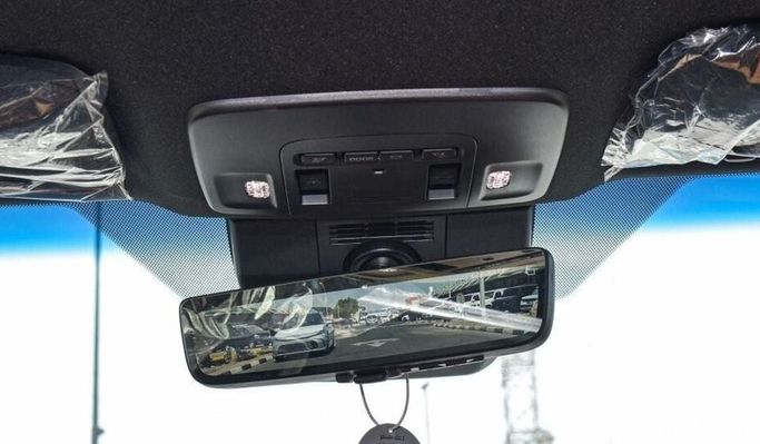 Новый Toyota Camry VIII (XV70) Рестайлинг, 2.5 л, 2025 в Дубае от Najem Motors Белый цвет. GCC | AUTO.AE