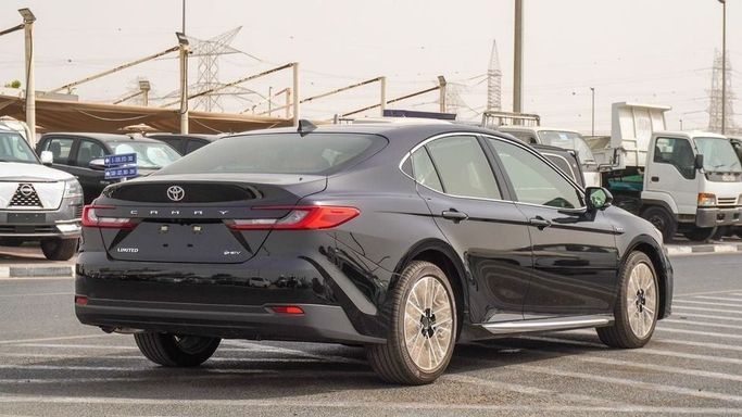 Новый Toyota Camry IX (XV80), 2.5 л, 2025 в Дубае от Najem Motors Черный цвет. GCC | AUTO.AE