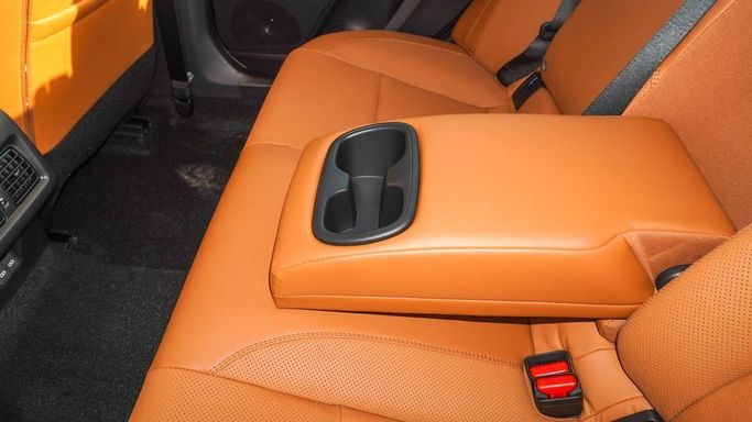 Новый Toyota Camry IX (XV80), 2.5 л, 2025 в Дубае от Najem Motors Черный цвет. GCC | AUTO.AE