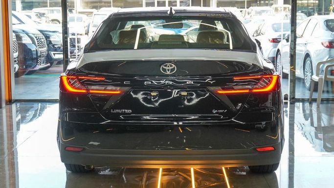 Новый Toyota Camry IX (XV80), 2.5 л, 2025 в Дубае от Najem Motors Черный цвет. GCC | AUTO.AE
