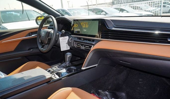 New Toyota Camry IX (XV80), 2.5 l, 2025 in Dubai by Najem Motors, Black color. GCC Specs | AUTO.AE