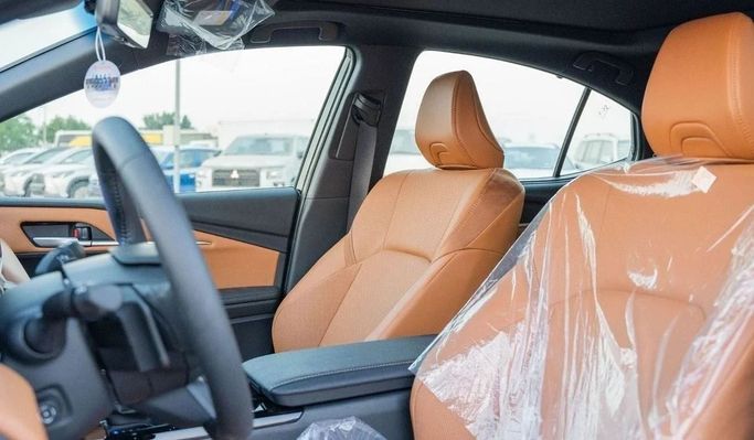 New Toyota Camry IX (XV80), 2.5 l, 2025 in Dubai by Najem Motors, Black color. GCC Specs | AUTO.AE